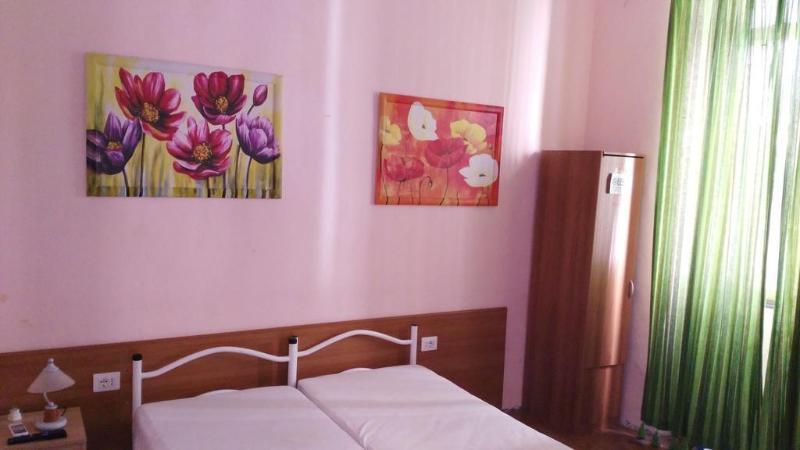 Volturno House Hostel Rome Exterior photo